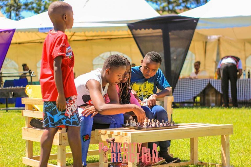 Kunste Hotel Nakuru Eksteriør bilde
